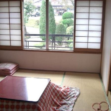 Minshuku Fugakuso Fujikawaguchiko Exterior photo